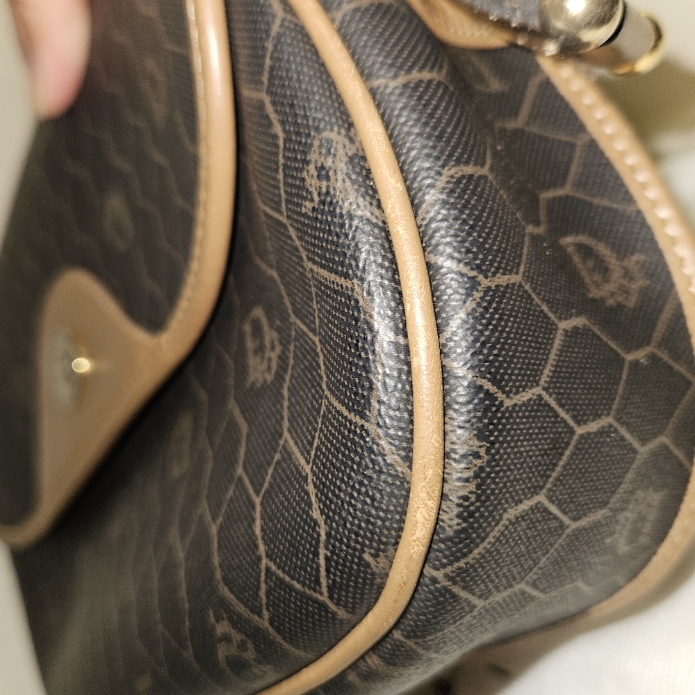 Christian Dior Honeycomb Crossbody - Picture 6 of 16